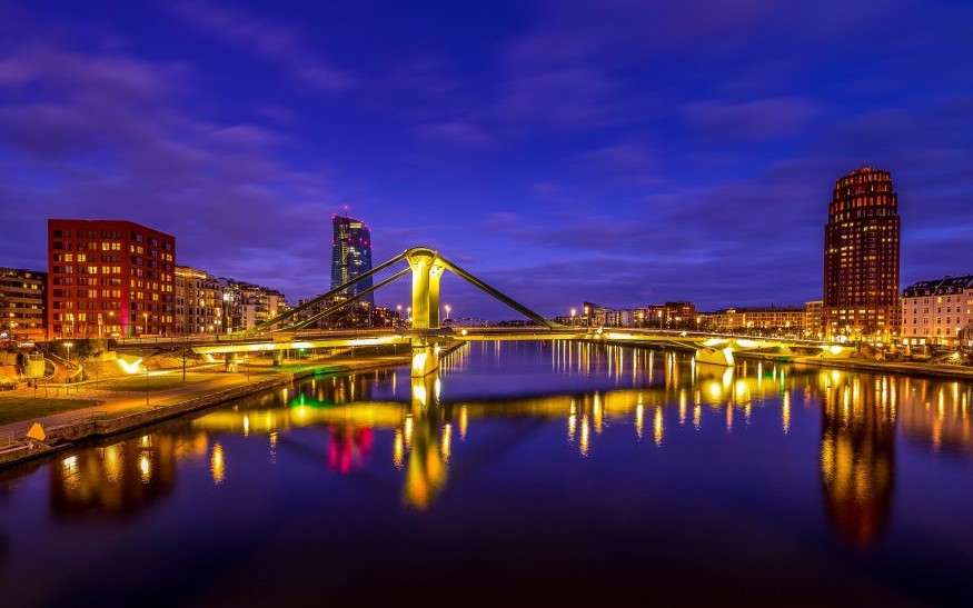 Frankfurt After Dark